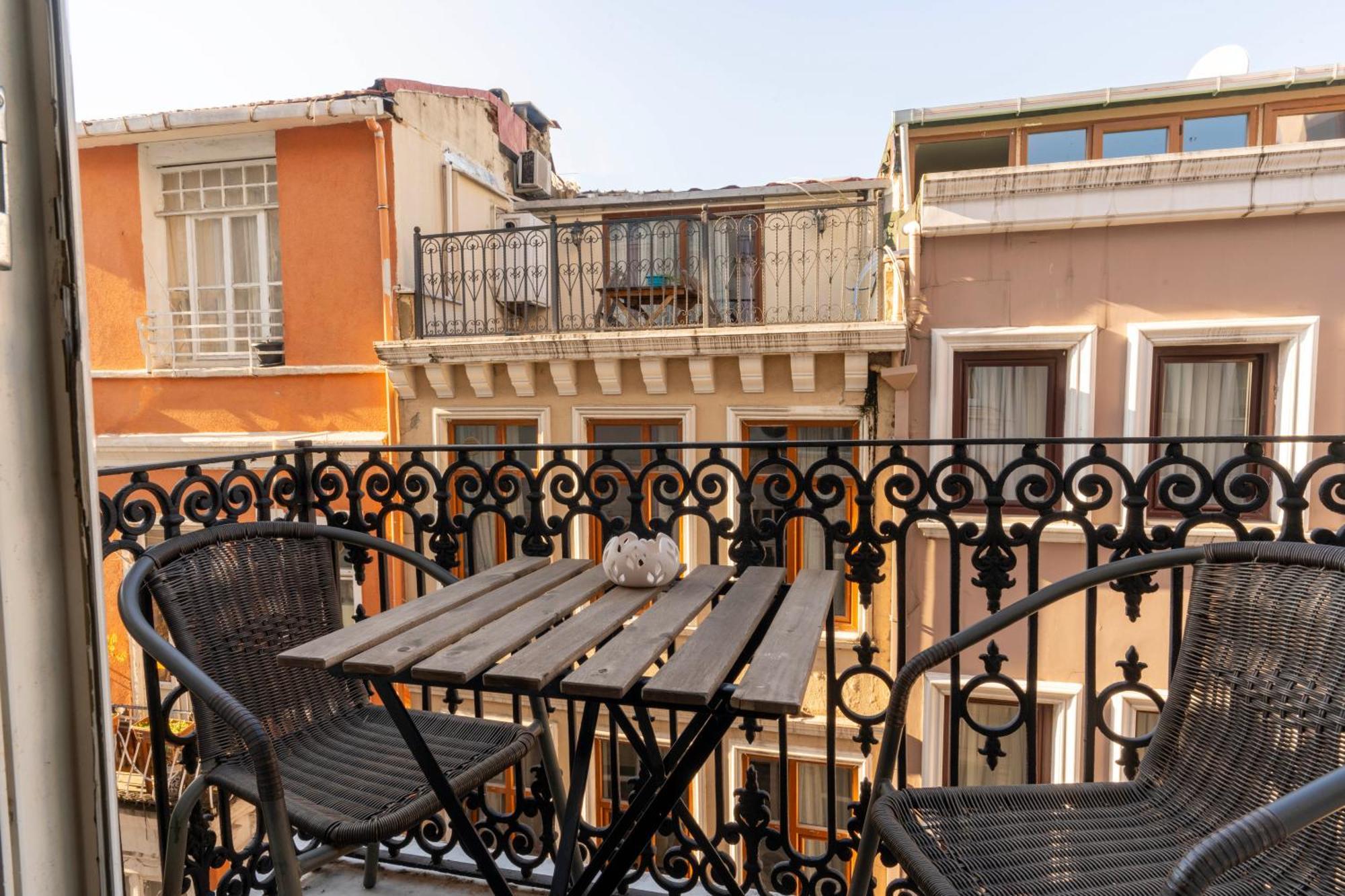 5 Apartment Galata อิสตันบูล ภายนอก รูปภาพ