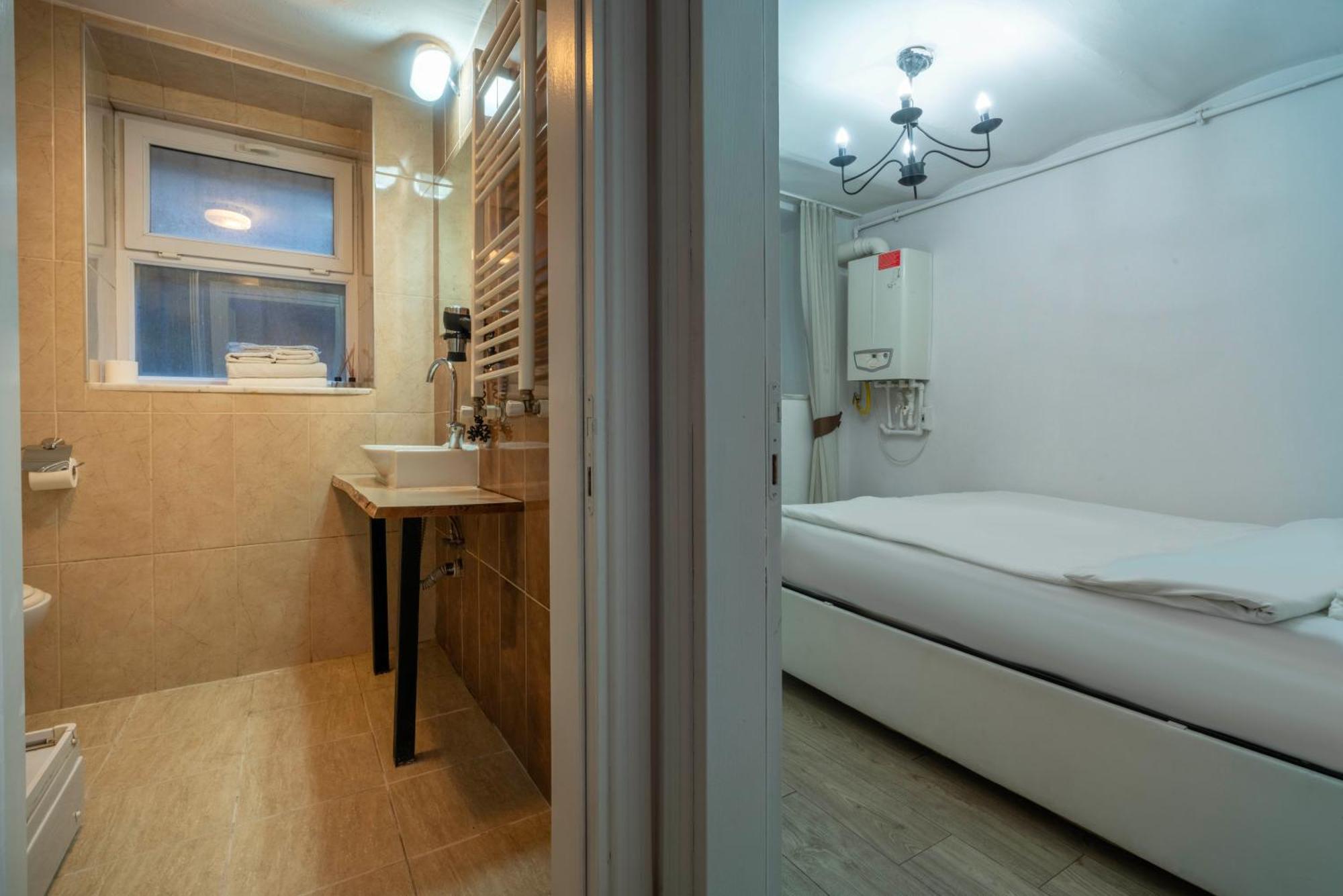 5 Apartment Galata อิสตันบูล ภายนอก รูปภาพ